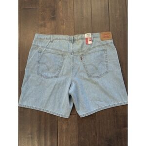 Vintage NWT Levis Classic Women's Blue Jeans Shorts 44X8 Relaxed Faded Denim Y2K